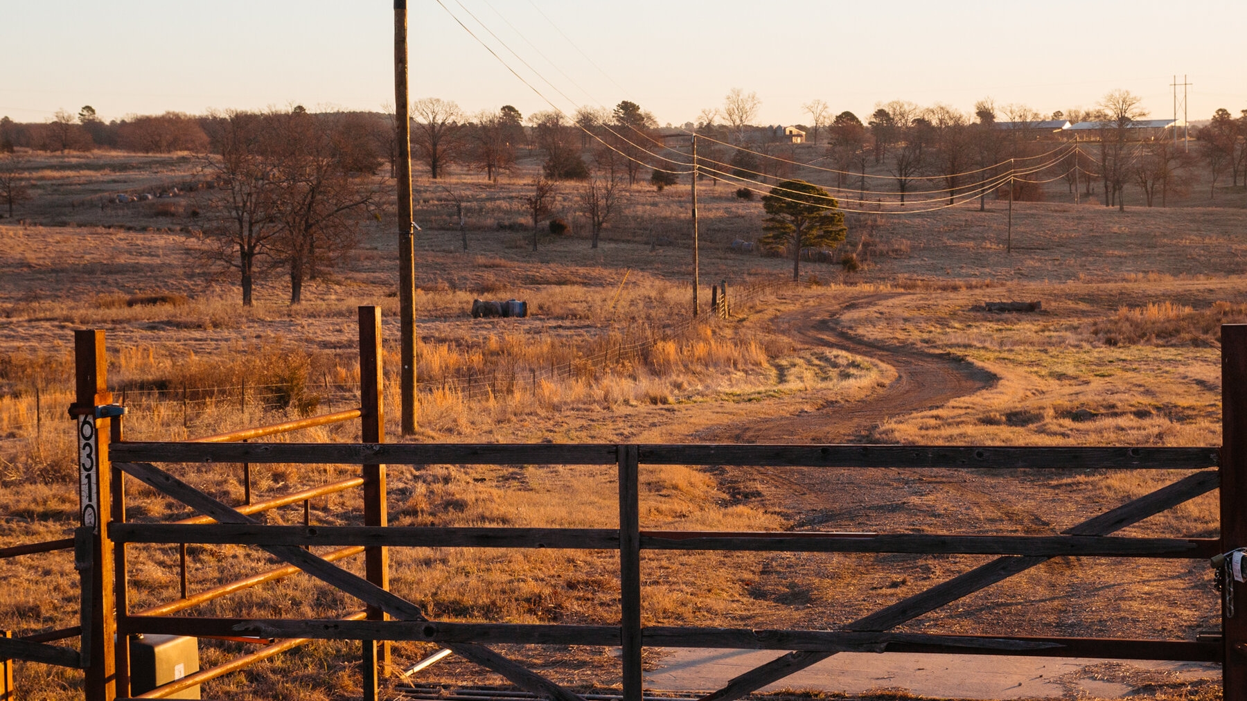 Rencana Penjara Mega Gubernur Sanders Picu Perpecahan Internal Partai Republik Arkansas