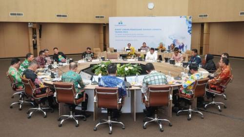 Rapat RUPS Bank Kaltimtara Terkait pemberhentian dan pengangkatan direksi serta komisaris perseroan. (1)