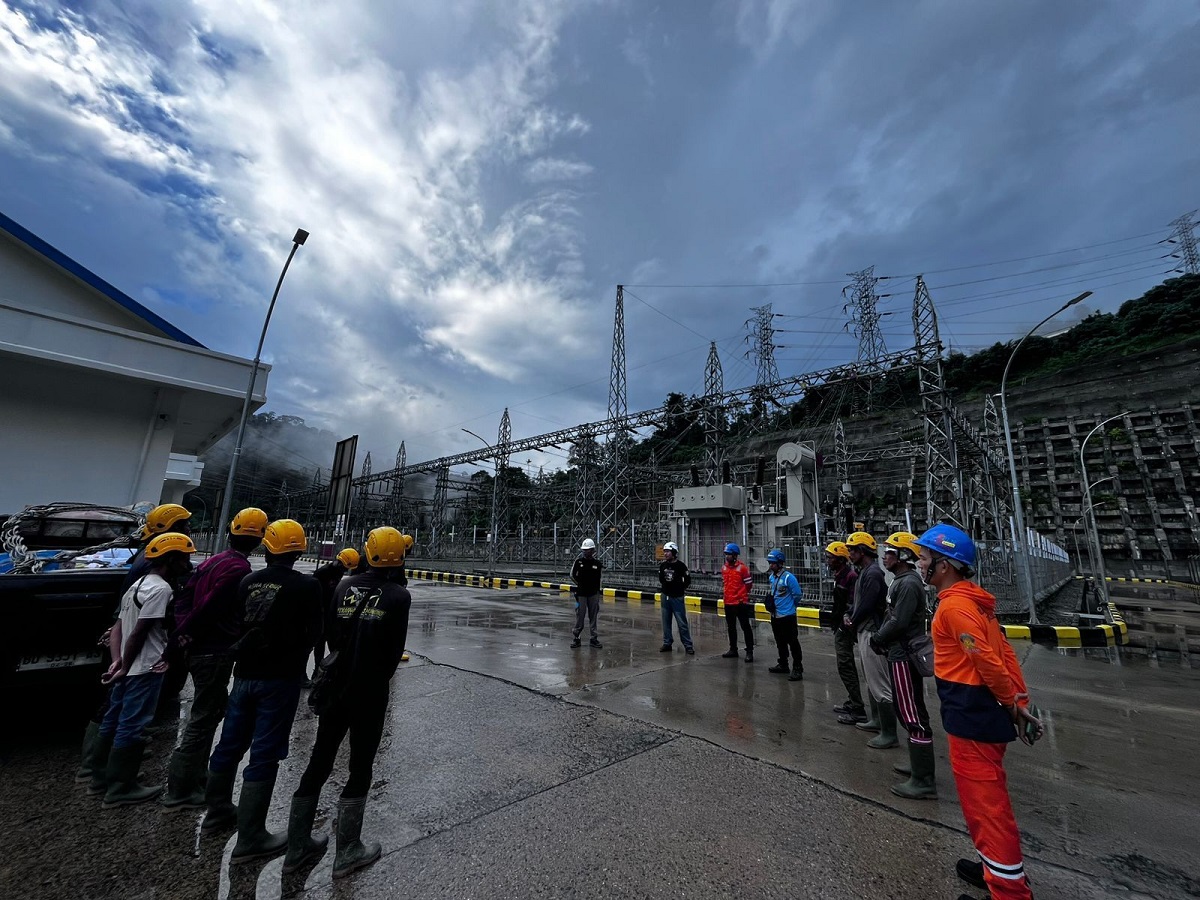 Strategi Bertahap Kunci Pemulihan Blackout Sumatera dan Stabilitas Jaringan Global