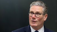 Dinamika Internal Partai Buruh Inggris: Spekulasi Mundurnya Keir Starmer dan Bayang-Bayang Andy Burnham