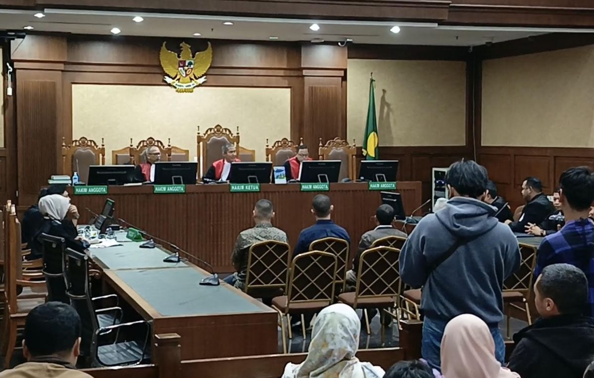 Sidang Vonis Korupsi Minyak Pertamina Ditunda, Pergantian Hakim Jadi Alasan