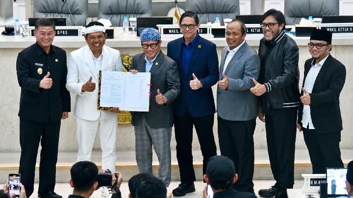 DPRD Jabar Sahkan Perda APBD 2025, Tekankan Komitmen Kesejahteraan Masyarakat