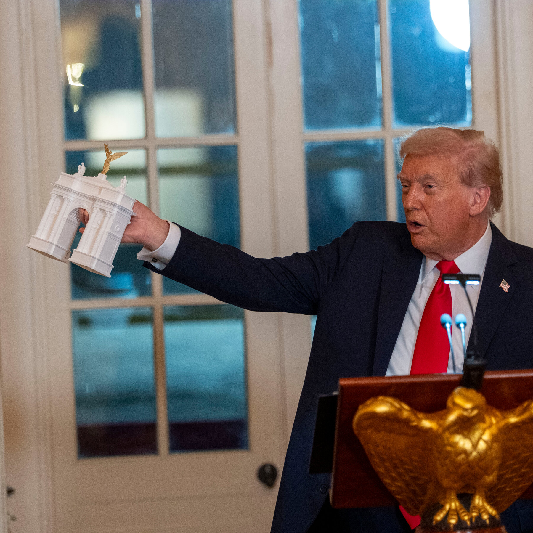 Komisi Perencanaan Washington D.C. Setujui Lengkungan Trump yang Langgar Batas Ketinggian