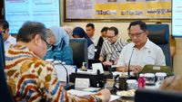 Mendagri Tito Karnavian Serukan Pemda Prioritaskan Penguatan Pasokan dan Distribusi demi Kendalikan Inflasi
