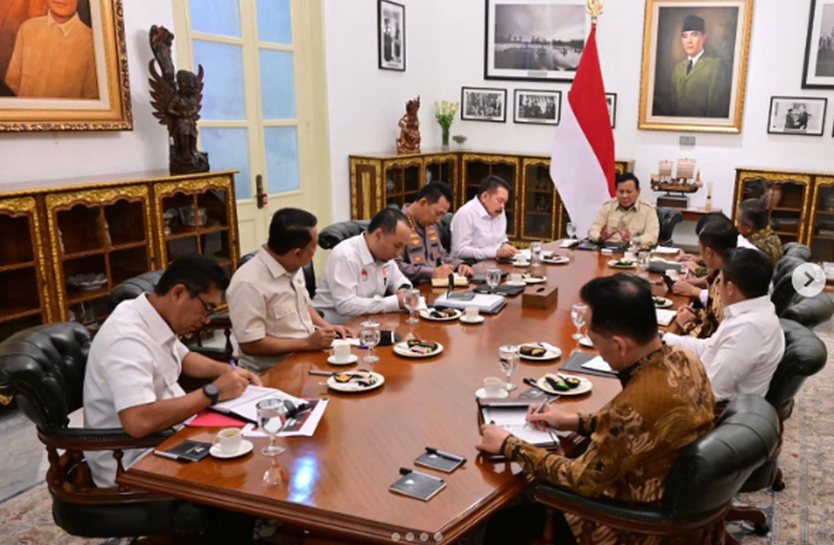Prabowo Tekankan Stabilitas Ekonomi Nasional, Bahas Kasus Febrie Adriansyah dengan Jaksa Agung