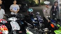 Polisi Amankan Gerombolan Motor Ugal-ugalan di Cileungsi Bogor Saat Patroli Malam