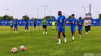 Persib Bandung Sesuaikan Latihan di Bali: Kebugaran Pemain Kunci Jelang Dewata Challenge
