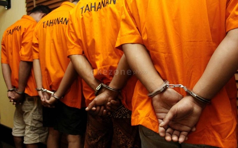 Polisi Bongkar Sindikat Produksi Uang Palsu Miliaran Rupiah di Dua Kota