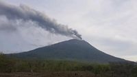 Gunung Ili Lewotolok Erupsi Dua Kali, Warga Lembata Diimbau Waspada